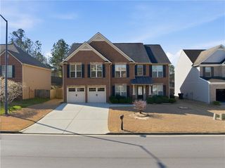 316 Caledonian Circle, Dallas, GA 30132