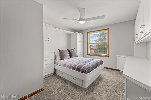 17300 Timothy Drive, Southgate, MI 48195