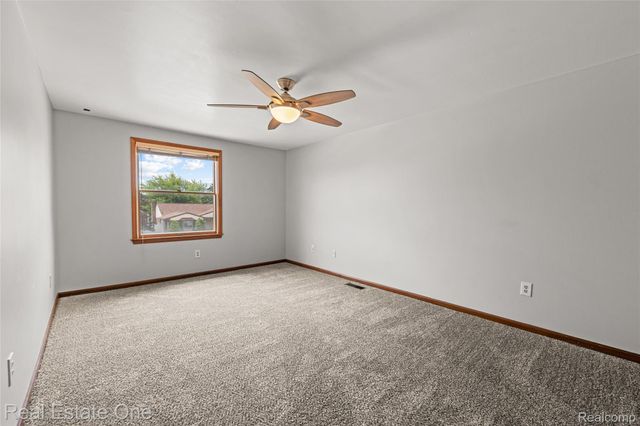 17300 Timothy Drive, Southgate, MI 48195