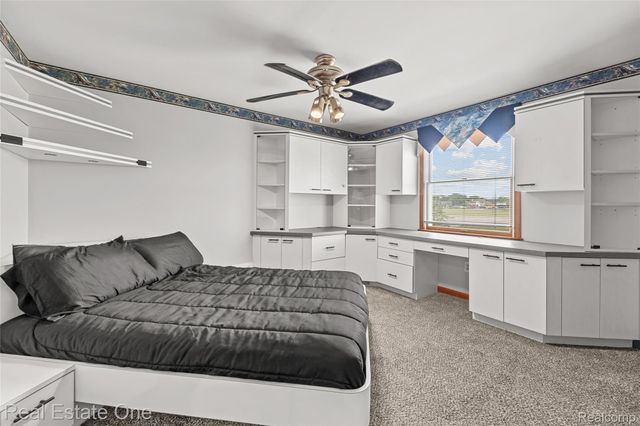 17300 Timothy Drive, Southgate, MI 48195