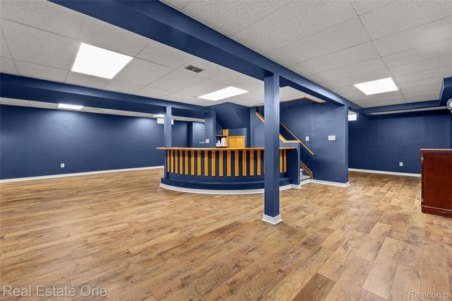17300 Timothy Drive, Southgate, MI 48195