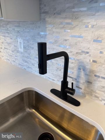 537 OAKLAND AVE, Baltimore, MD 21212