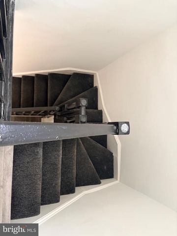 537 OAKLAND AVE, Baltimore, MD 21212