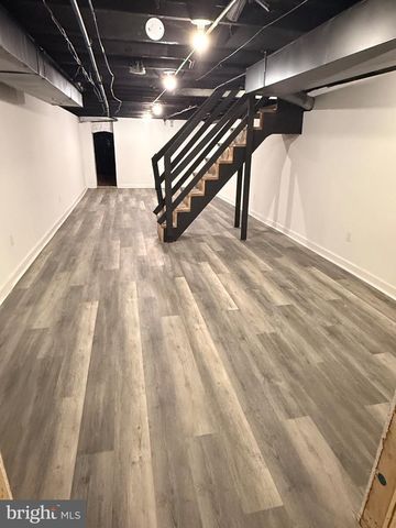 537 OAKLAND AVE, Baltimore, MD 21212