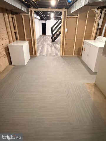 537 OAKLAND AVE, Baltimore, MD 21212