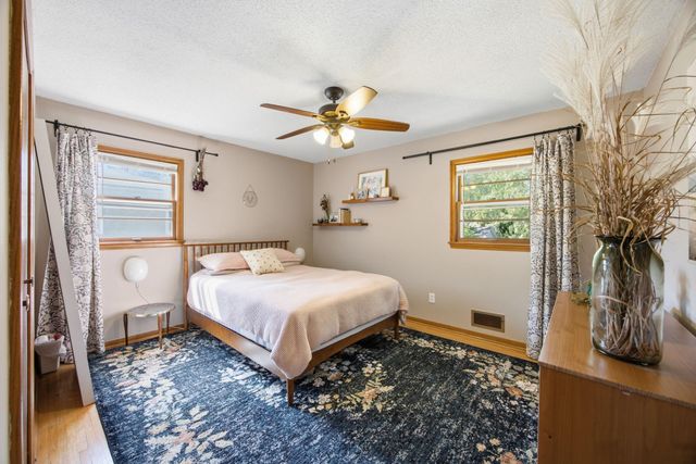 4725 Winnetka Avenue N, New Hope, MN 55428