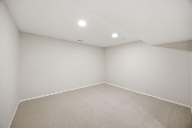 4725 Winnetka Avenue N, New Hope, MN 55428