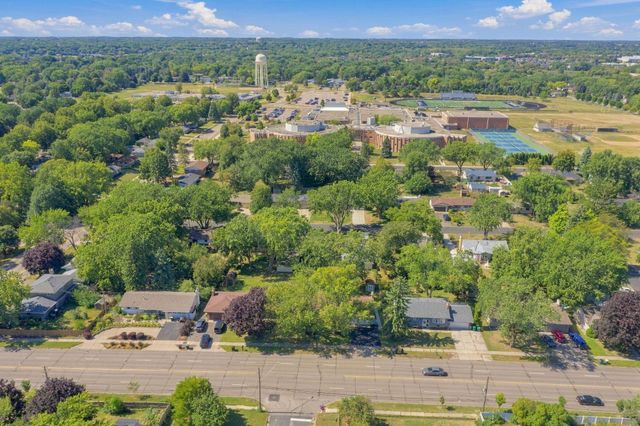 4725 Winnetka Avenue N, New Hope, MN 55428