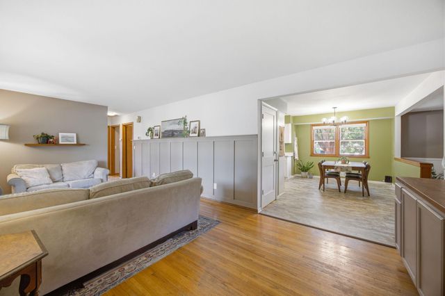 4725 Winnetka Avenue N, New Hope, MN 55428