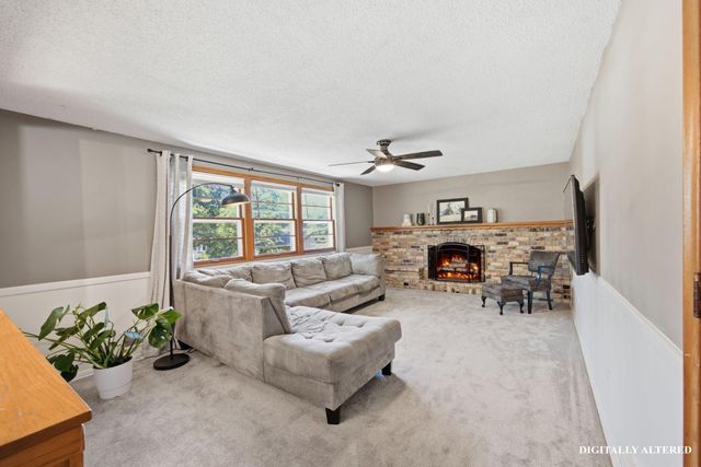 4725 Winnetka Avenue N, New Hope, MN 55428