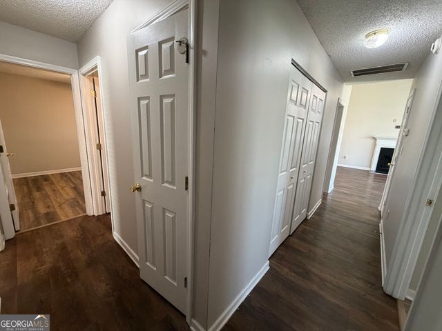 3020 Meadow Glen Pass, Fairburn, GA 30213