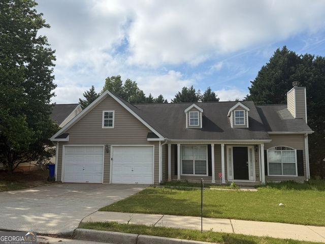 3020 Meadow Glen Pass, Fairburn, GA 30213