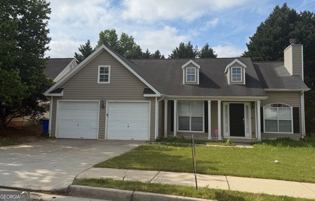 3020 Meadow Glen Pass, Fairburn, GA 30213