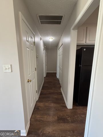 3020 Meadow Glen Pass, Fairburn, GA 30213
