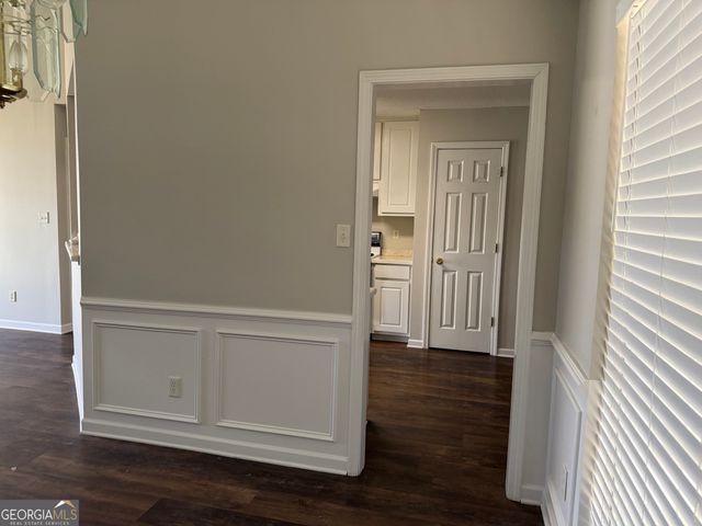 3020 Meadow Glen Pass, Fairburn, GA 30213