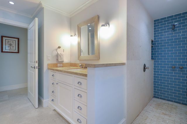 16672 78th Drive N, Palm Beach Gardens, FL 33418