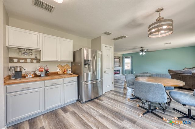 136 Dandelion Loop, Kyle, TX 78640
