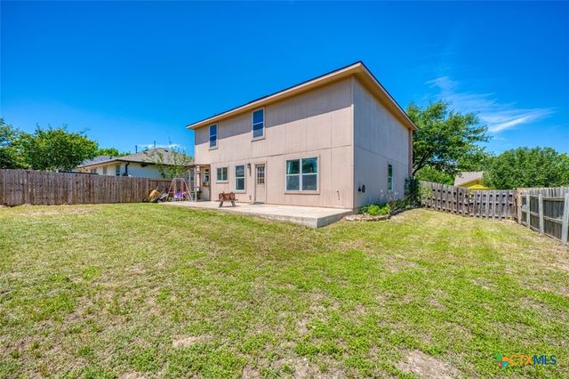 136 Dandelion Loop, Kyle, TX 78640