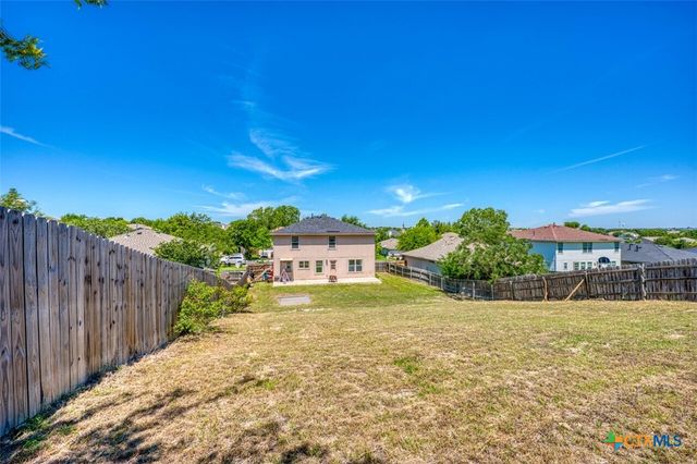136 Dandelion Loop, Kyle, TX 78640