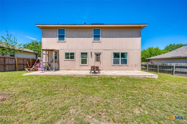 136 Dandelion Loop, Kyle, TX 78640
