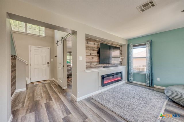 136 Dandelion Loop, Kyle, TX 78640