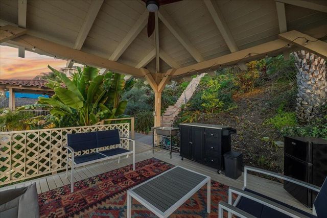 29795 Eagle Point Drive, Canyon Lake, CA 92587