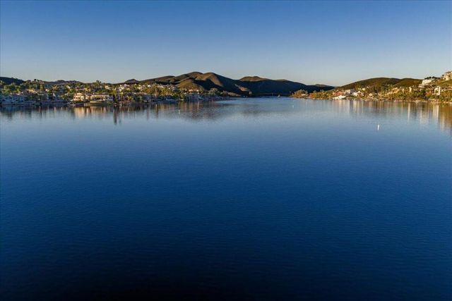29795 Eagle Point Drive, Canyon Lake, CA 92587