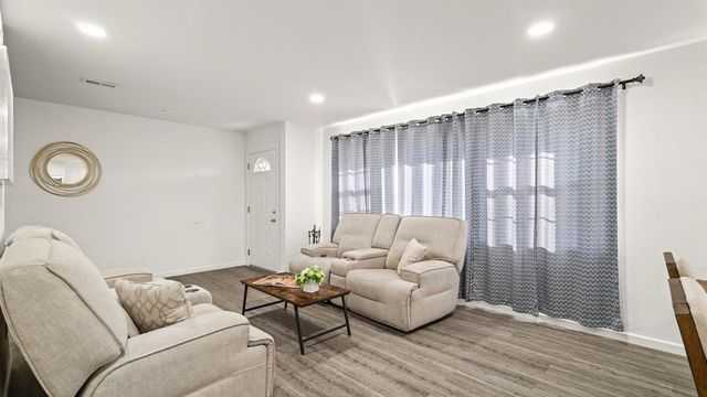 4041 NW 16th Street, Oklahoma City, OK 73107