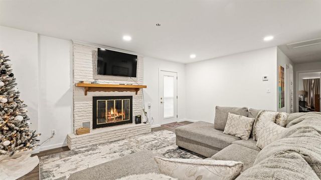 4041 NW 16th Street, Oklahoma City, OK 73107