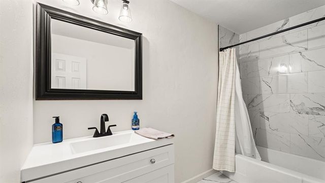 4041 NW 16th Street, Oklahoma City, OK 73107