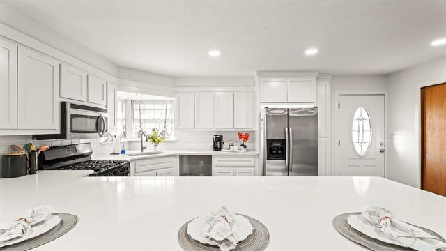 4041 NW 16th Street, Oklahoma City, OK 73107