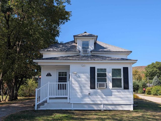 23 Pine Street, Gorham, NH 03581