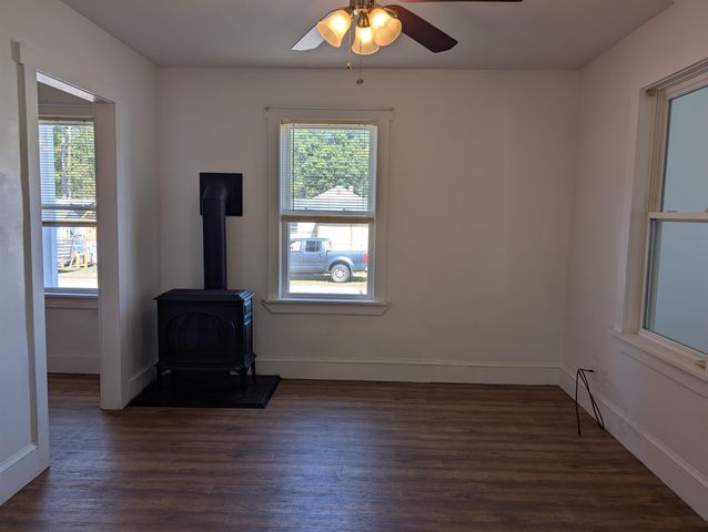 23 Pine Street, Gorham, NH 03581