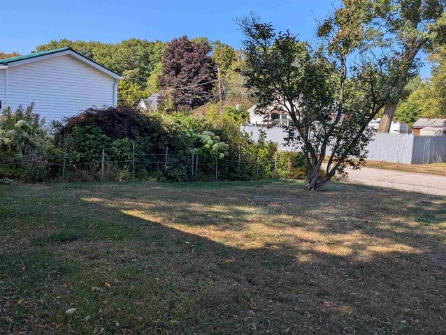 23 Pine Street, Gorham, NH 03581