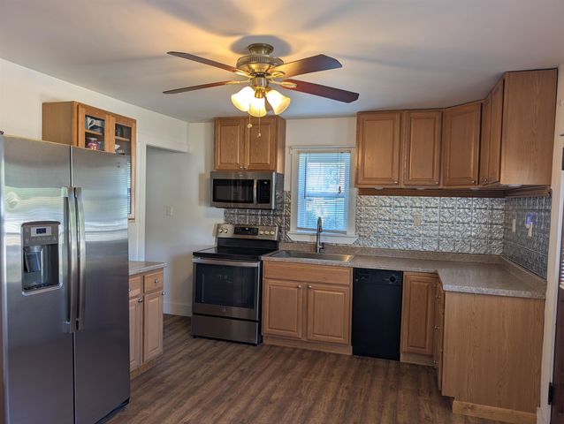 23 Pine Street, Gorham, NH 03581