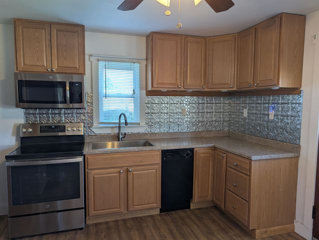 23 Pine Street, Gorham, NH 03581