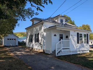 23 Pine Street, Gorham, NH 03581