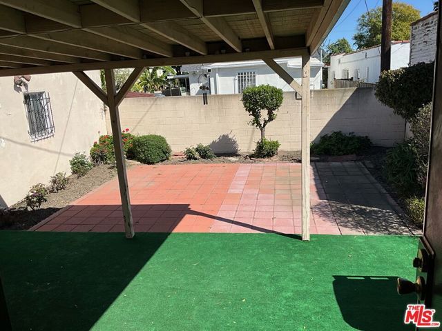 3766 Cimarron Street, Los Angeles, CA 90018