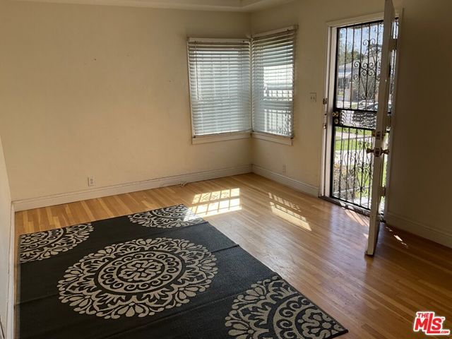 3766 Cimarron Street, Los Angeles, CA 90018