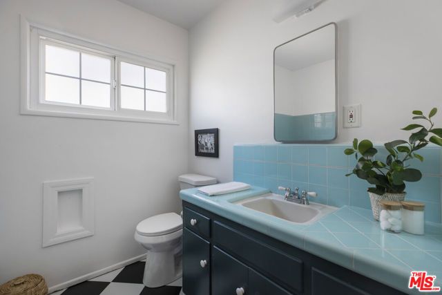 4163 Verdugo View Drive, Los Angeles, CA 90065