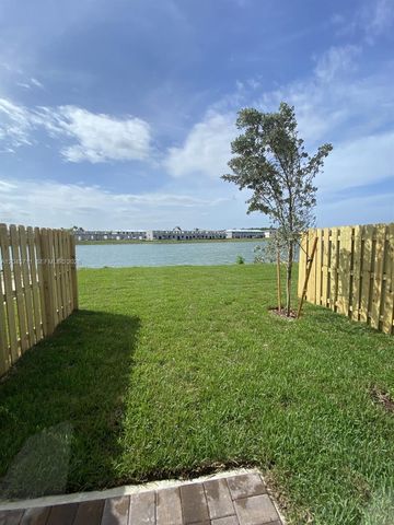 10100 SW 228 Terrace, Miami, FL 33190