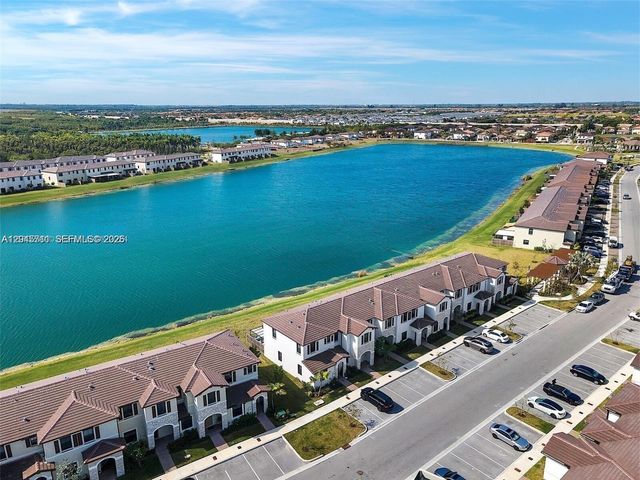 10100 SW 228 Terrace, Miami, FL 33190