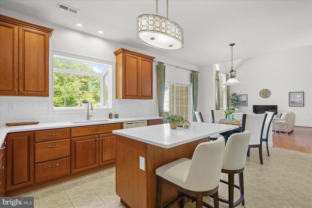 111 CHESWICK DR, North Wales, PA 19454