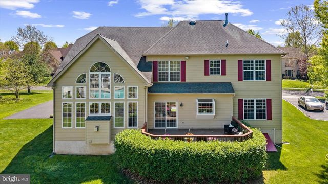 111 CHESWICK DR, North Wales, PA 19454