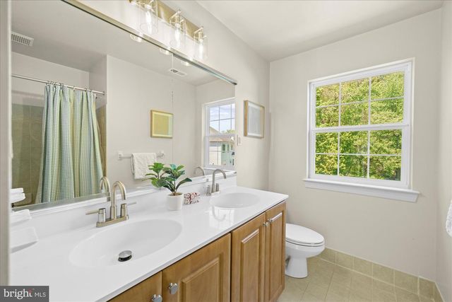 111 CHESWICK DR, North Wales, PA 19454