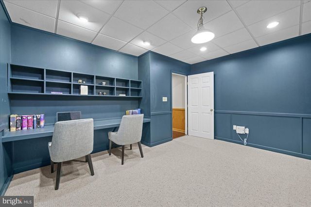 111 CHESWICK DR, North Wales, PA 19454