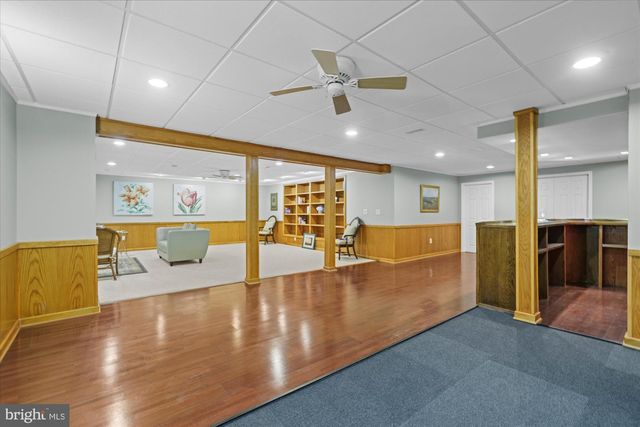 111 CHESWICK DR, North Wales, PA 19454