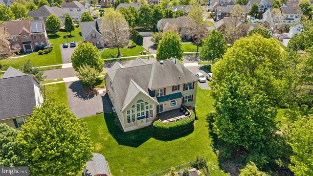 111 CHESWICK DR, North Wales, PA 19454