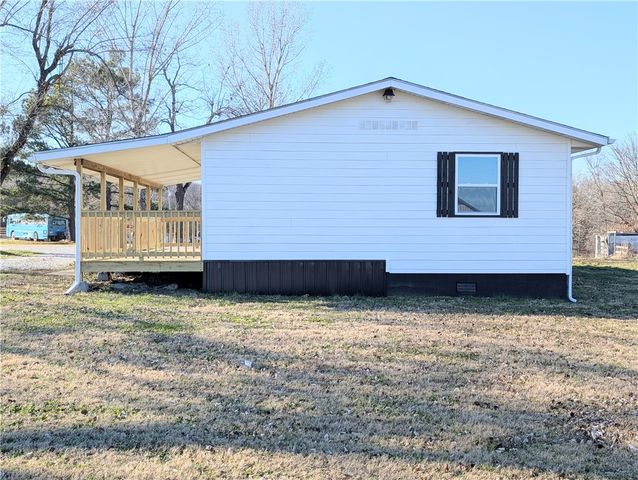 7226 Estes Road, Harrison, AR 72601