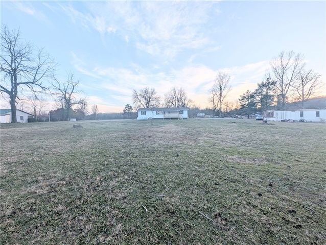 7226 Estes Road, Harrison, AR 72601